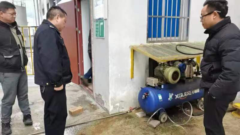 武穴市環保執法四中隊高效響應，解決群眾關切環境問題